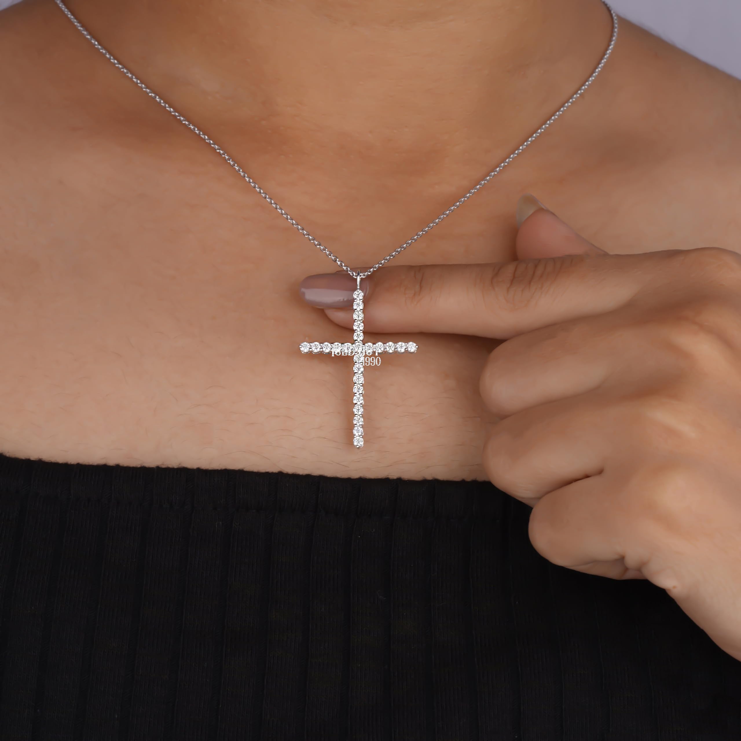 1 Carat Moissanite Cross Pendant Necklace 925 Sterling Silver