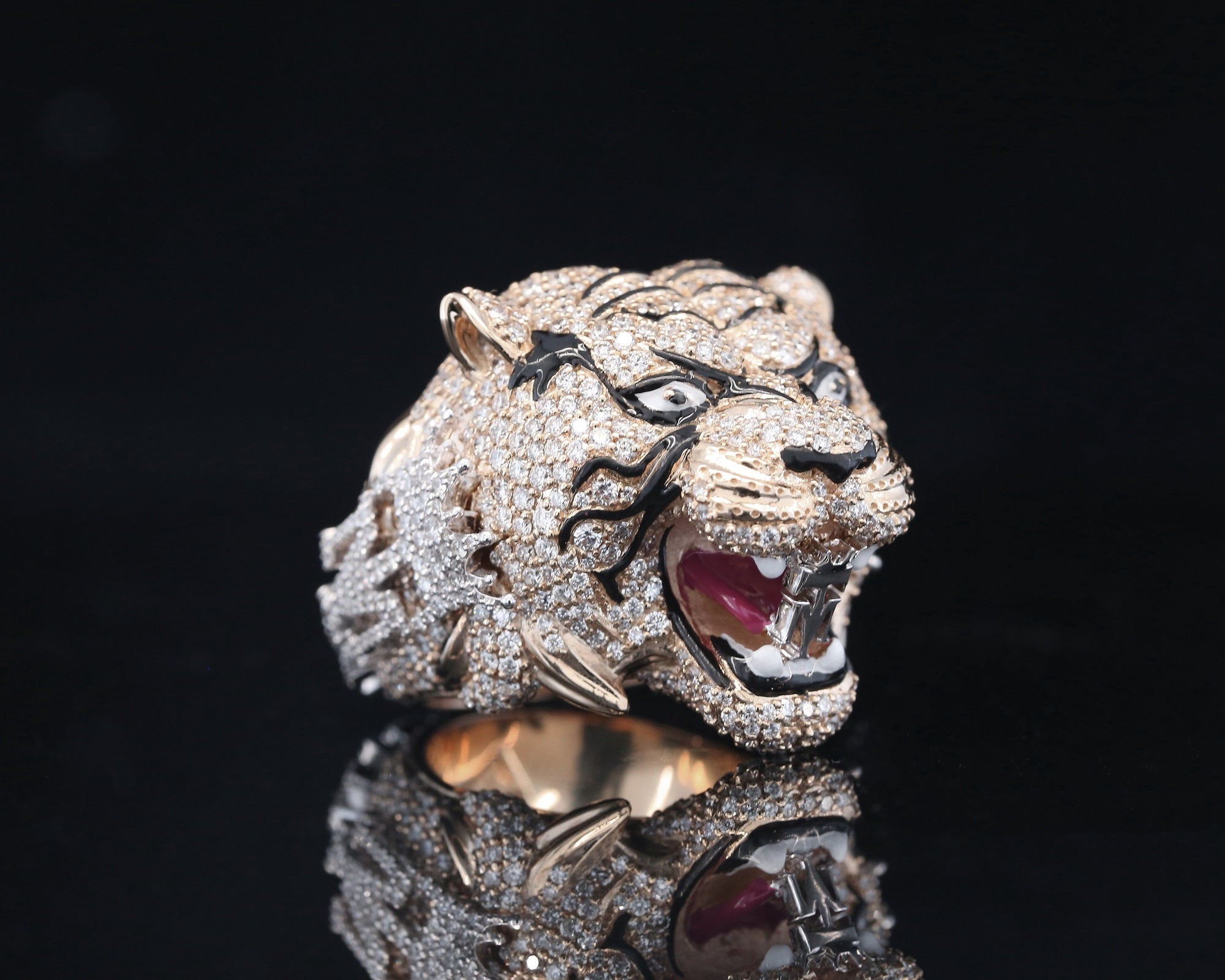 Luxuries Moissanite Ring Hip Hop Iced Out Tiger Ring