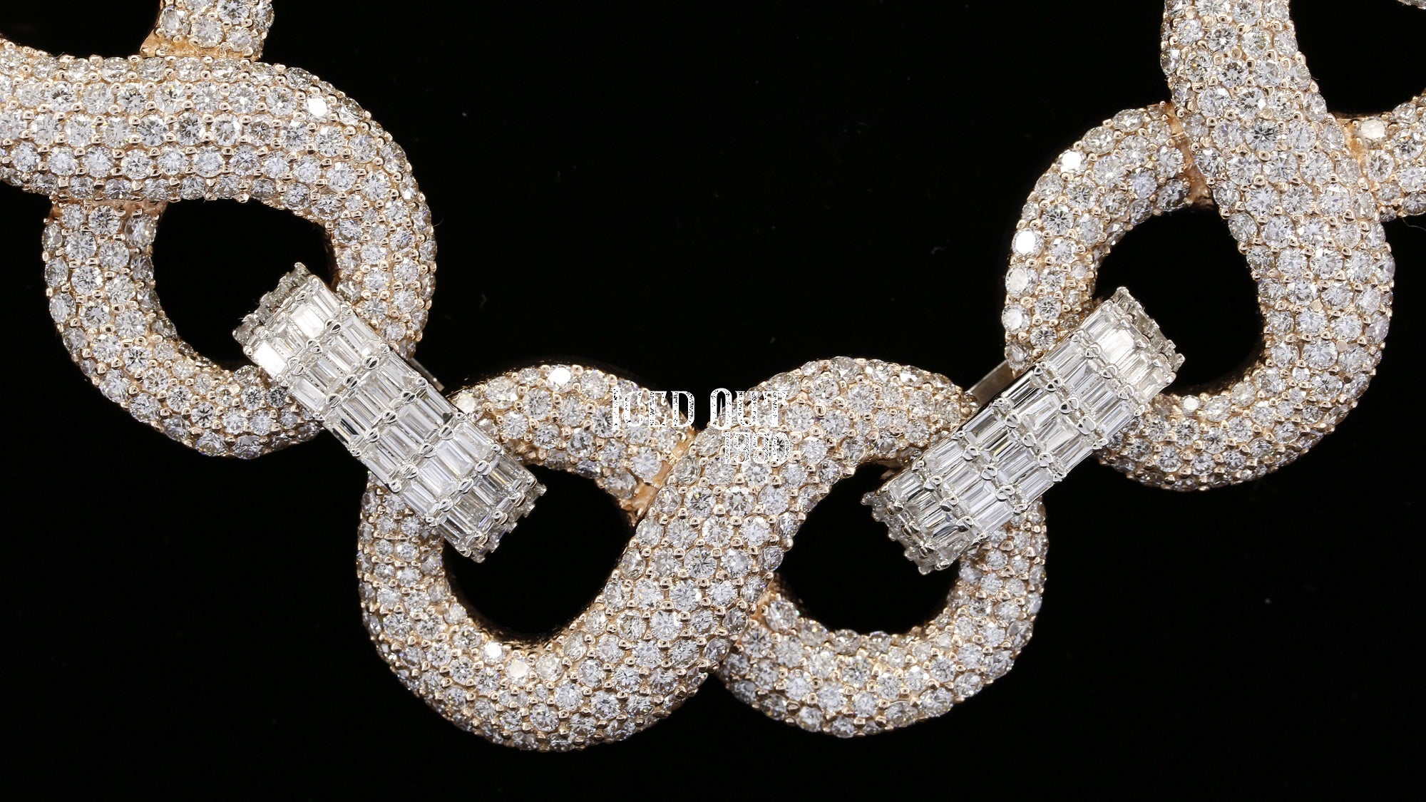 Luxuries Fully Iced Out Moissanite Diamond Hip Hop Chain