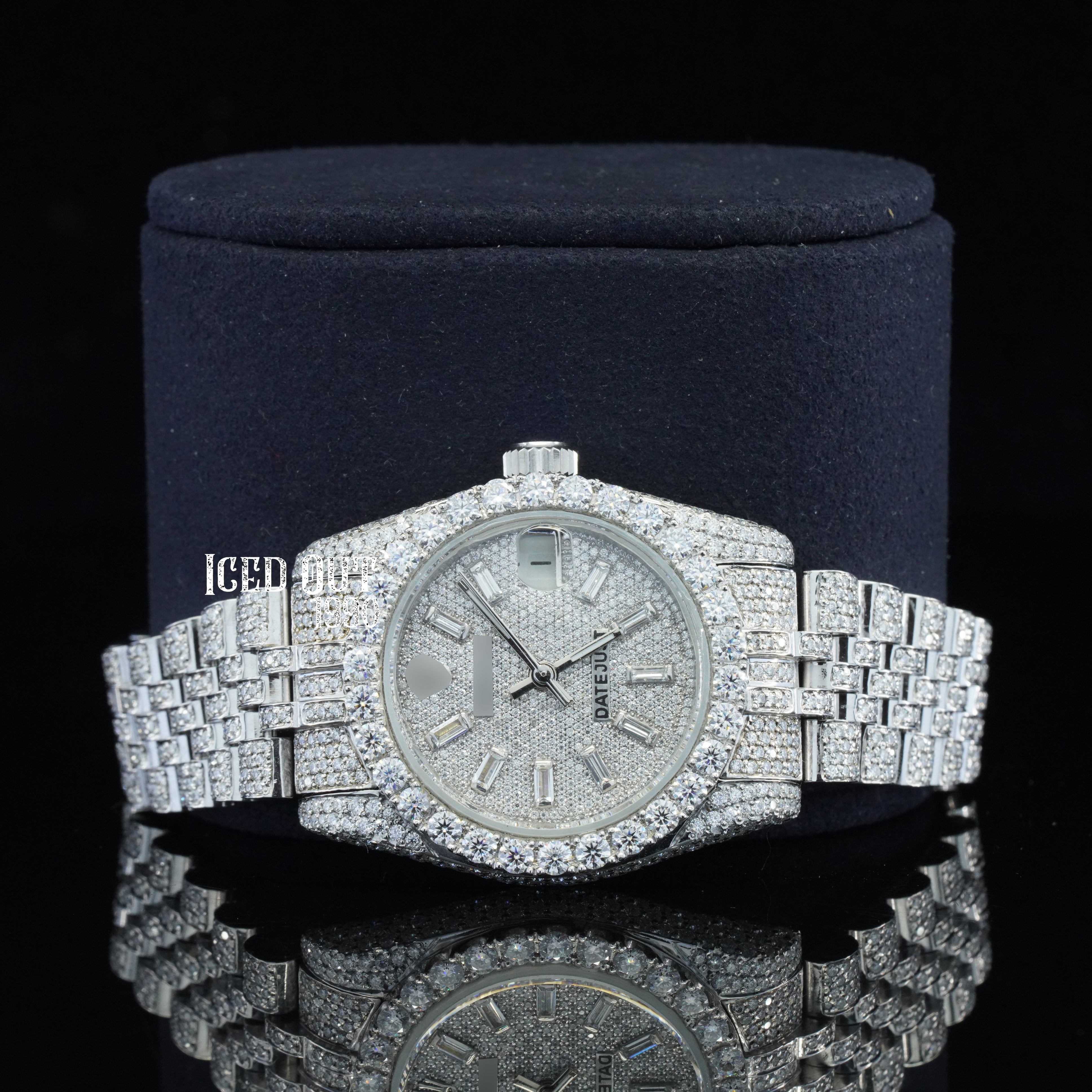 Fabulous Quality Moissanite Diamond Iced Out Business Look Analog Automatic Watch For Women