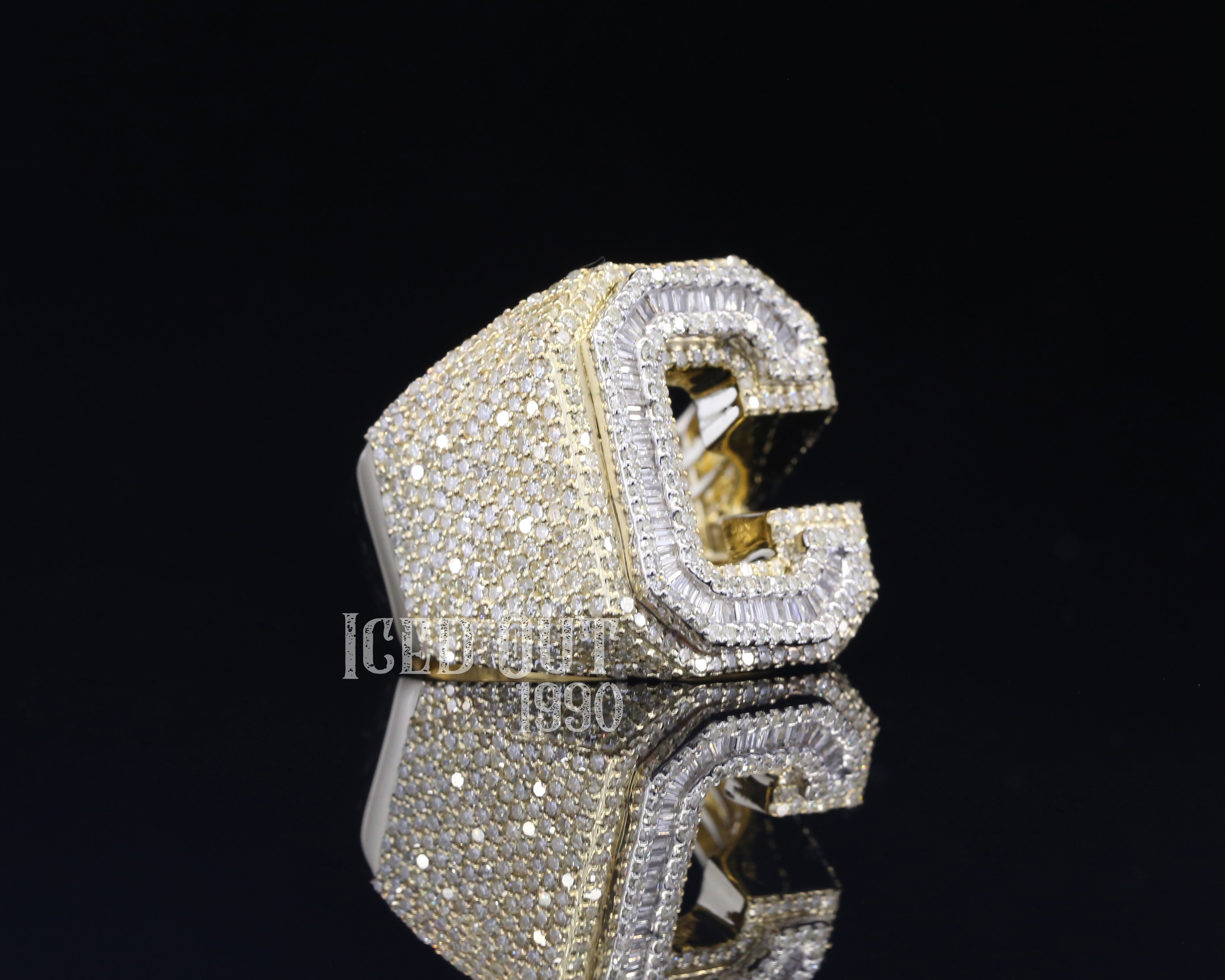 Round Cut And Baguette Cut Moissanite Initial "C" Letter Ring